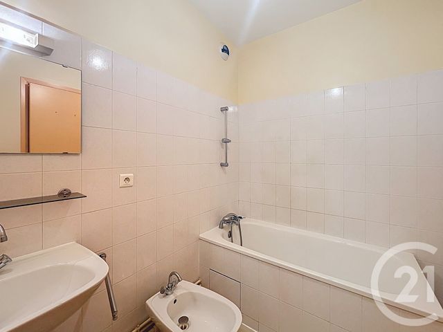 Appartement F2 &agrave; louer - 2 pi&egrave;ces - 51,82 m2 - St Girons - 09 - MIDI-PYRENEES
