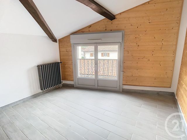 Appartement T2 &agrave; louer - 2 pi&egrave;ces - 37,78 m2 - St Lizier - 09 - MIDI-PYRENEES