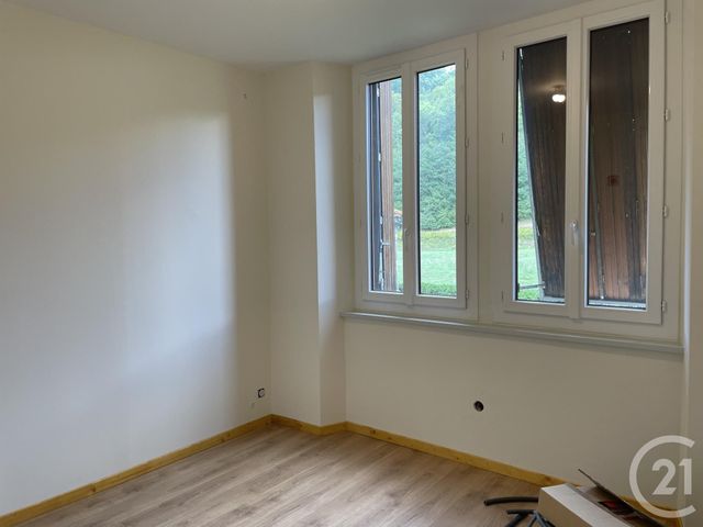 Appartement &agrave; louer - 3 pi&egrave;ces - 38,09 m2 - Oust - 09 - MIDI-PYRENEES