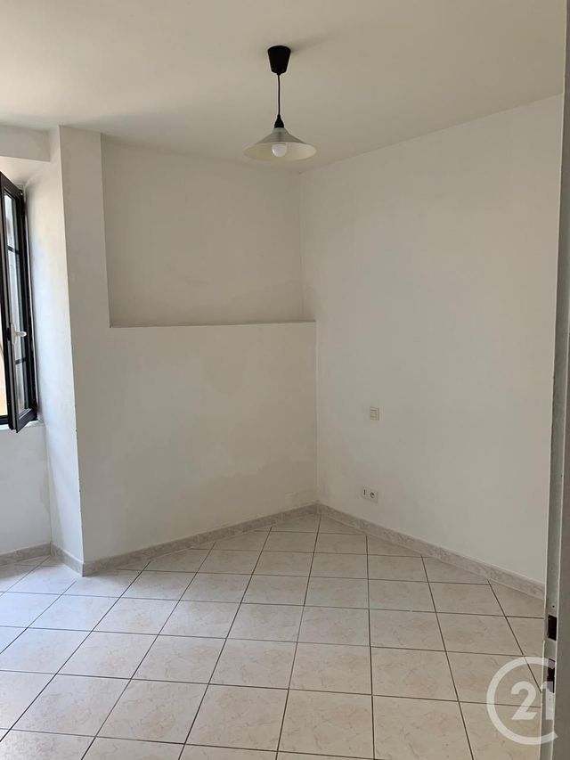 Afficher la photo en grand Immeuble à vendre - 205 m2 - ST GIRONS - 09 - MIDI-PYRENEES