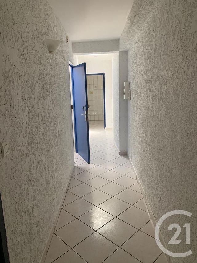 Afficher la photo en grand Immeuble à vendre - 205 m2 - ST GIRONS - 09 - MIDI-PYRENEES