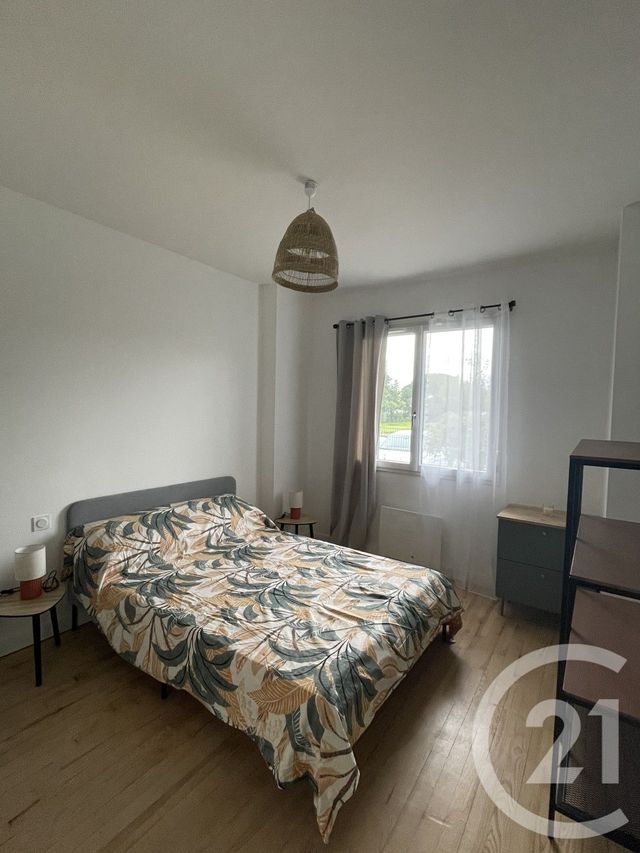 Afficher la photo en grand Appartement T2 à louer - 2 pièces - 45 m2 - Tournefeuille - 31 - MIDI-PYRENEES
