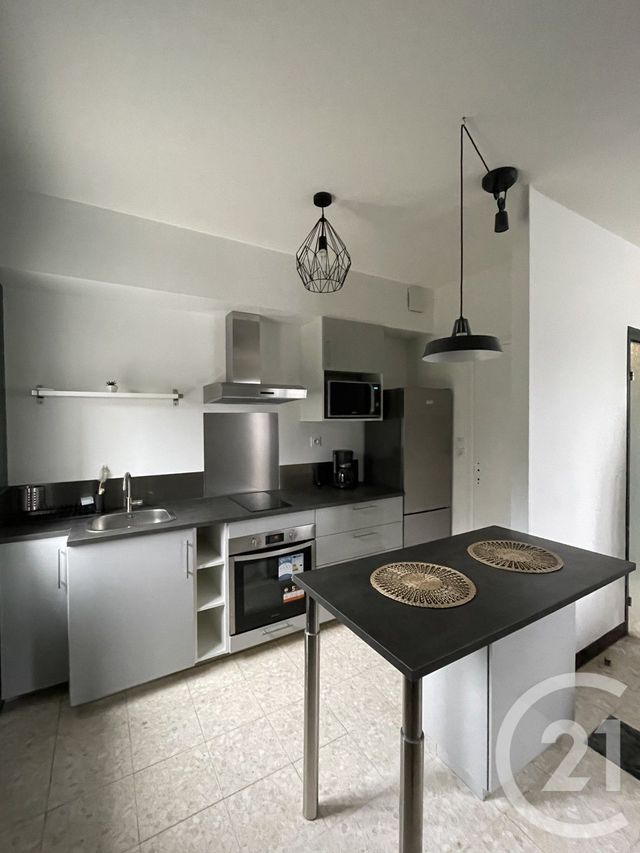 Afficher la photo en grand Appartement T2 à louer - 2 pièces - 45 m2 - Tournefeuille - 31 - MIDI-PYRENEES