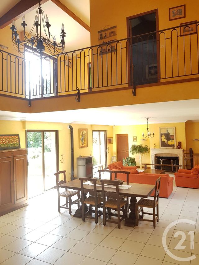Afficher la photo en grand Maison à vendre - 10 pièces - 312 m2 - SALIES DU SALAT - 31 - MIDI-PYRENEES