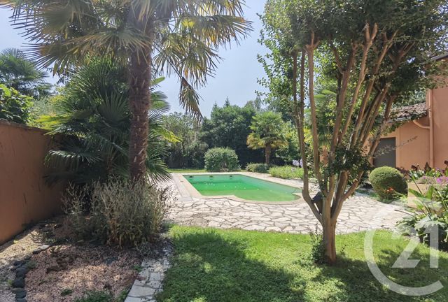 Afficher la photo en grand Maison à vendre - 10 pièces - 312 m2 - SALIES DU SALAT - 31 - MIDI-PYRENEES