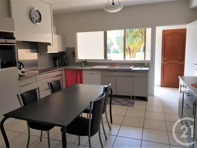 Afficher la photo en grand Maison à vendre - 10 pièces - 312 m2 - SALIES DU SALAT - 31 - MIDI-PYRENEES